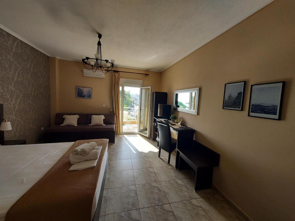 Hotel Epavli Nea Kallikrateia Exteriör bild