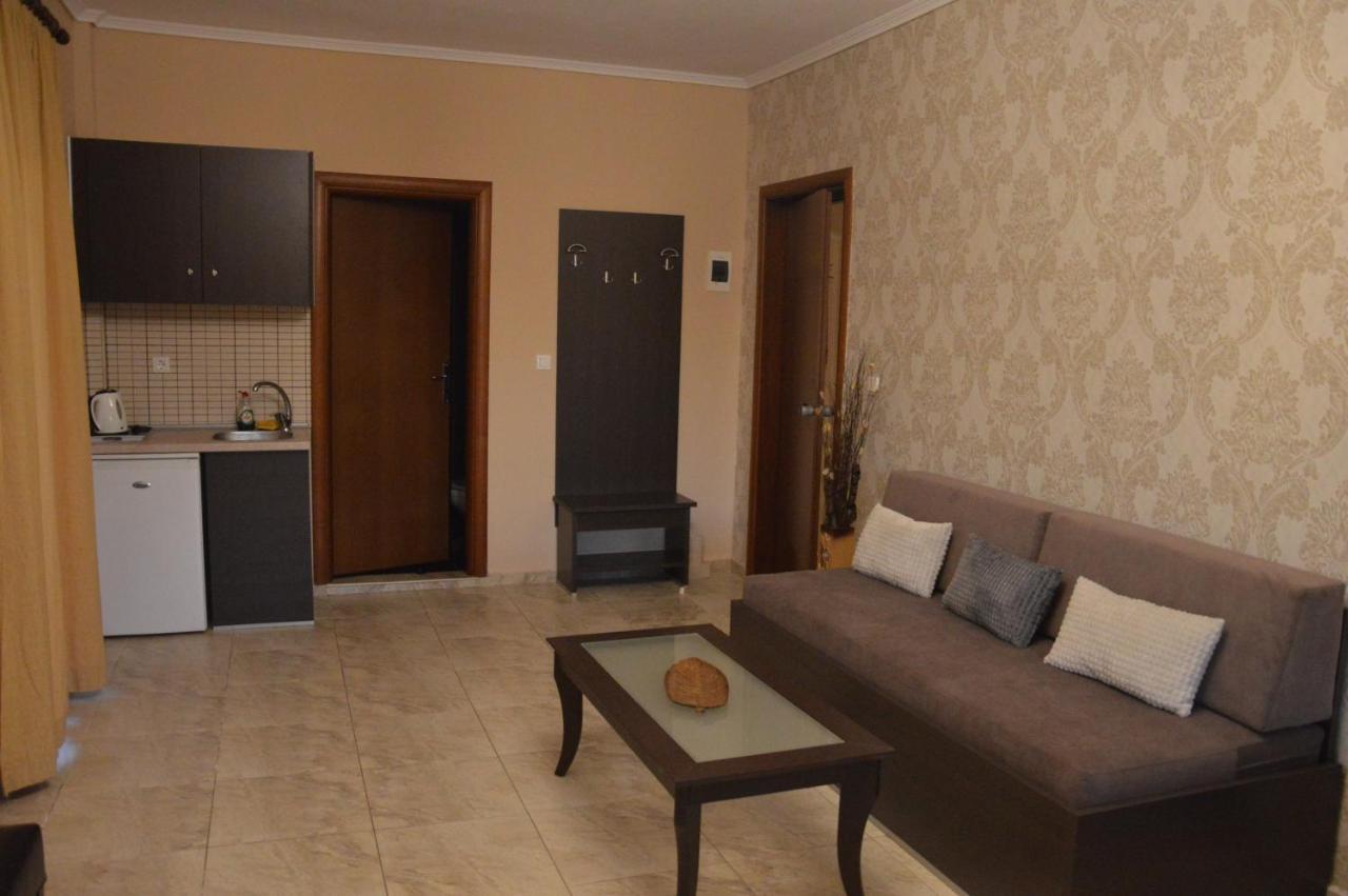 Hotel Epavli Nea Kallikrateia Exteriör bild