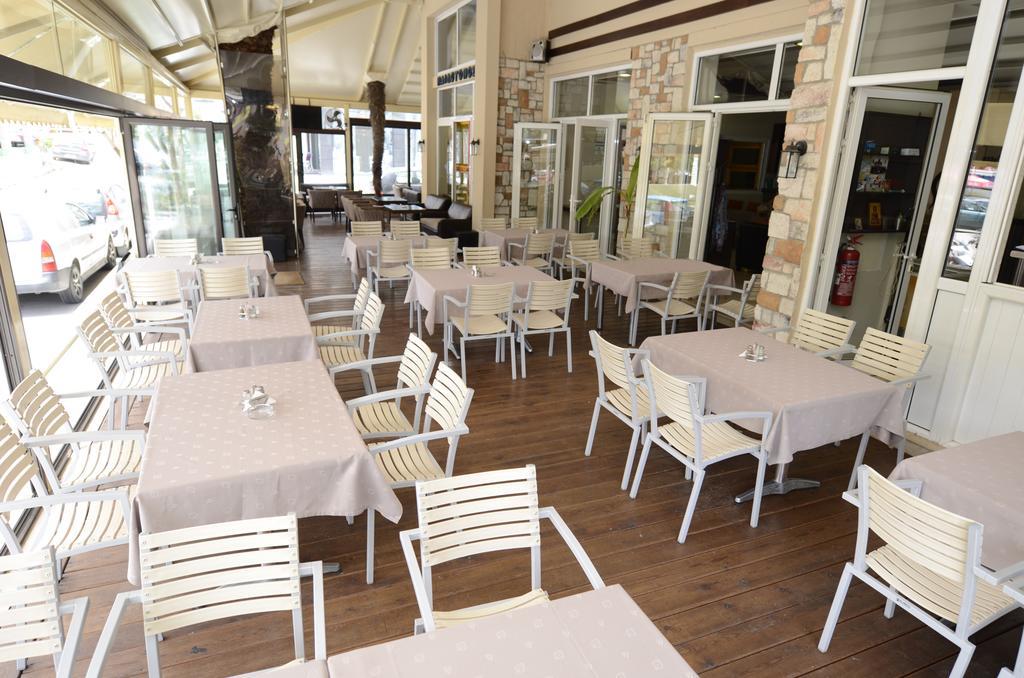 Hotel Epavli Nea Kallikrateia Exteriör bild