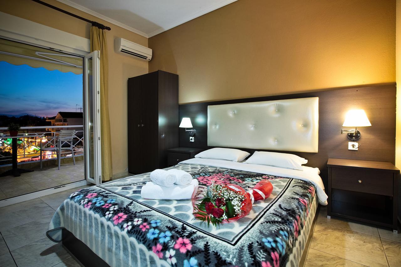 Hotel Epavli Nea Kallikrateia Exteriör bild