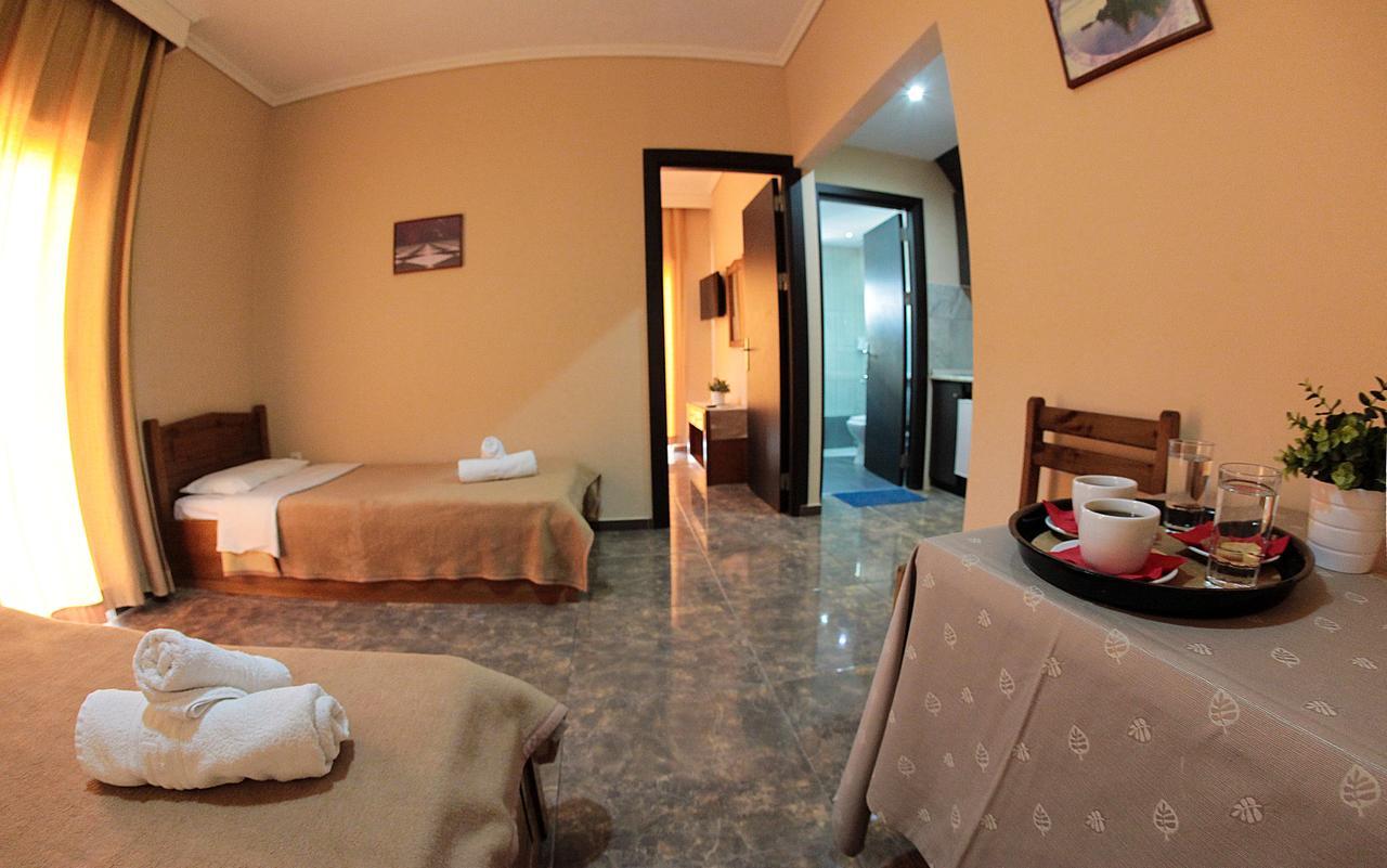 Hotel Epavli Nea Kallikrateia Exteriör bild