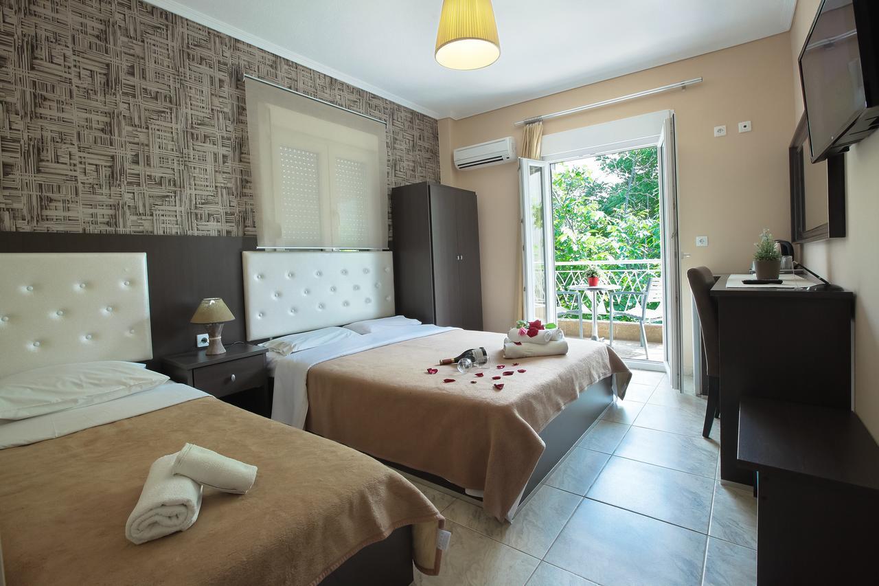Hotel Epavli Nea Kallikrateia Exteriör bild